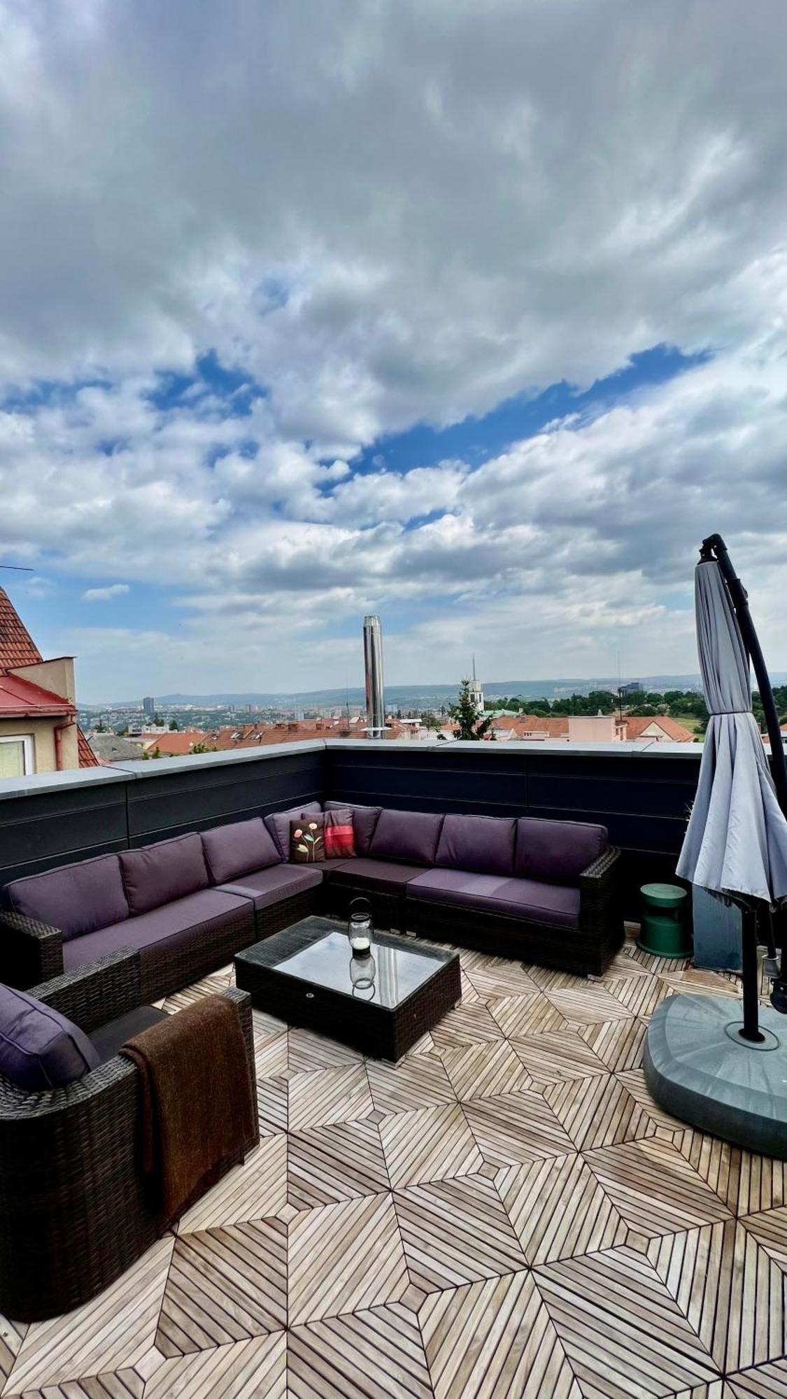 Apartman Se Saunou A Terasou S Vyhledem Na Brünn Exterior foto