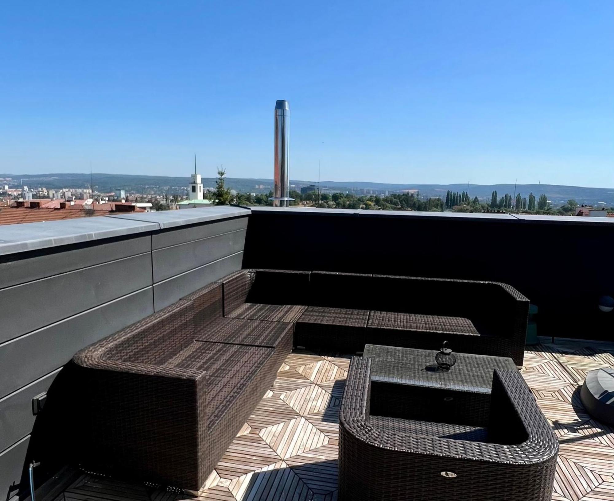 Apartman Se Saunou A Terasou S Vyhledem Na Brünn Exterior foto